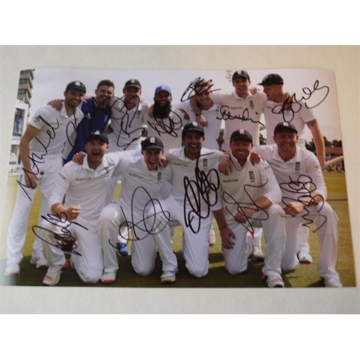 FULLY SIGNED ENGLAND ASHES WINNERS 2015 CRICKET 12X8 PHOTO - SIGNED BY 12