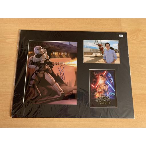 JJ ABRAMS SIGNED & MOUNTED STAR WARS EPISODE VII THE FORCE AWAKENS DISPLAY